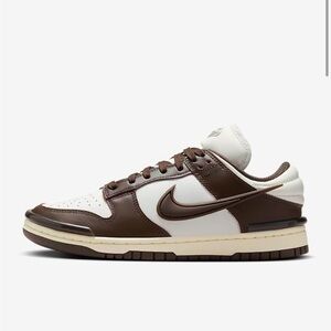 Nike dunk brown